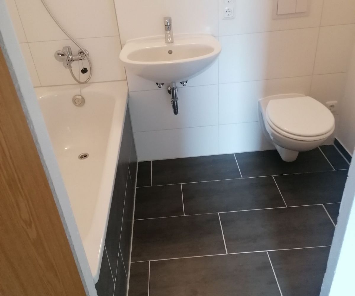 modernes Badezimmer